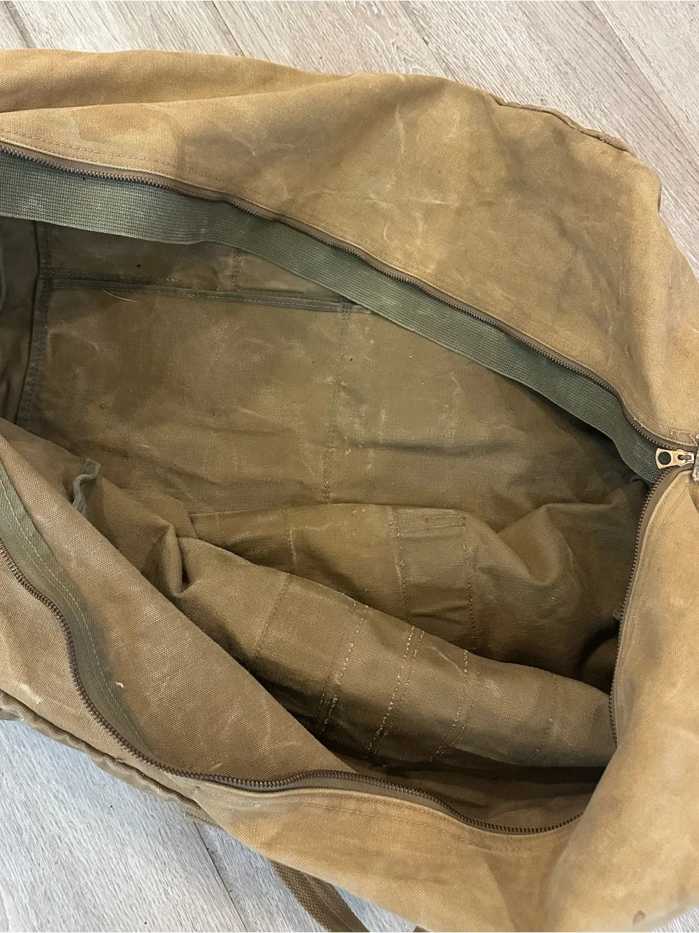 VTG World War II U.S. Army Air Forces Aviator Zipper Kit Bag (AN 6505-1)